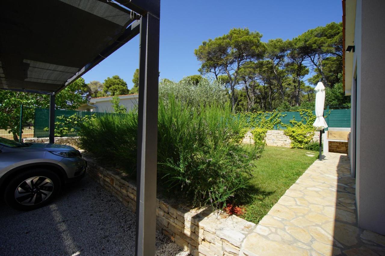 הוילה וודניאן Casa Pinea Fazana מראה חיצוני תמונה